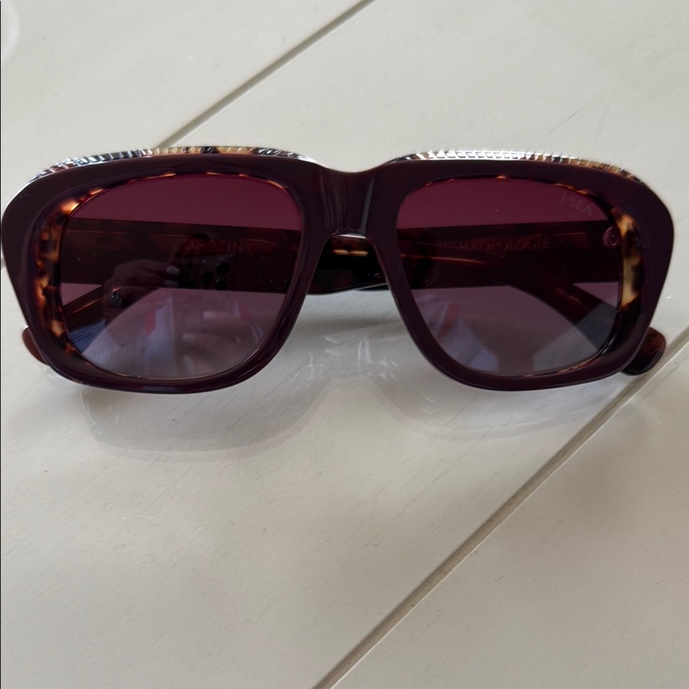 Anthropologie women’s  Square Sunglasses - Burgundy